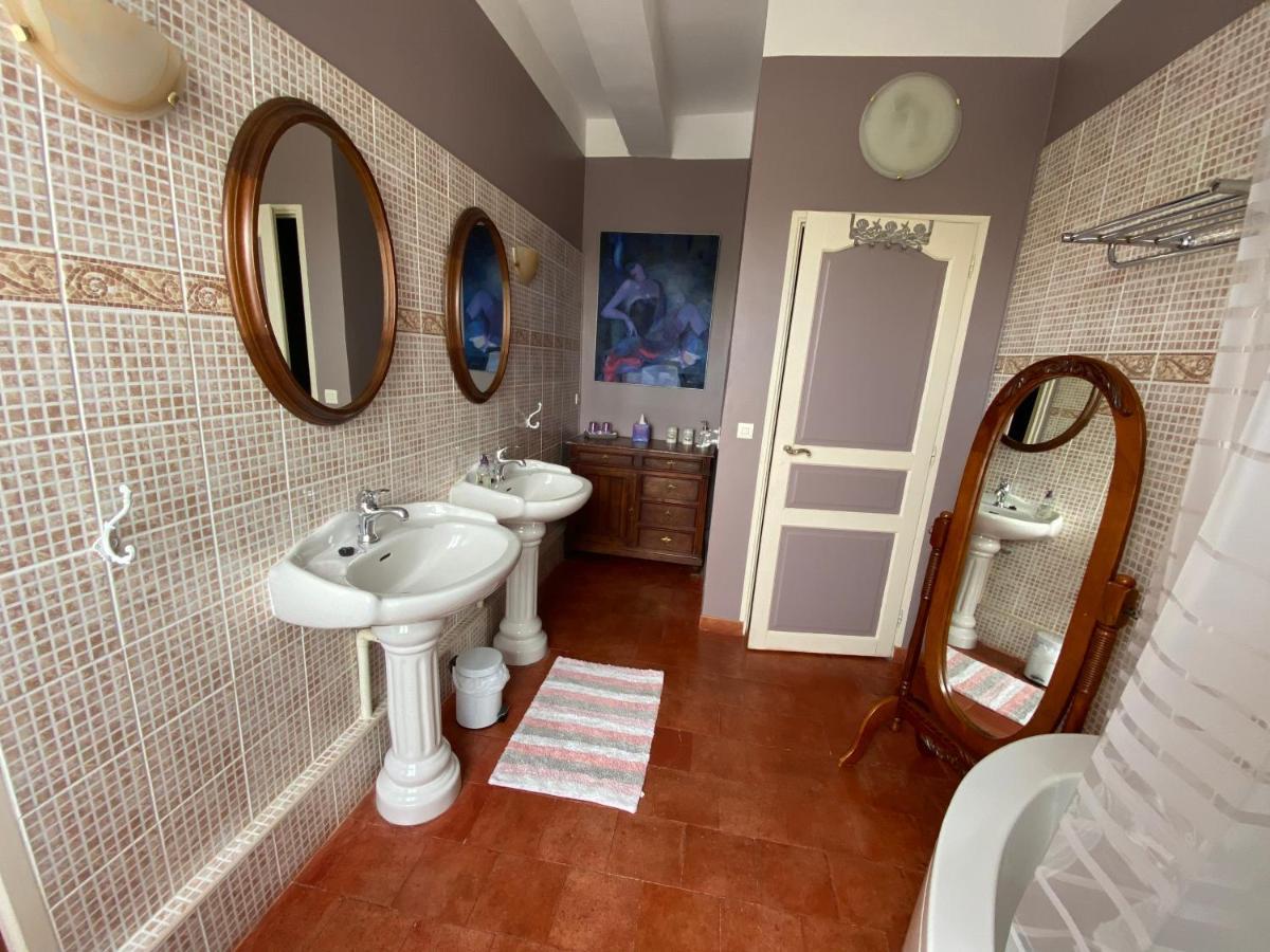 Le Relais D'Affiac Bed and Breakfast Peyriac-Minervois Εξωτερικό φωτογραφία