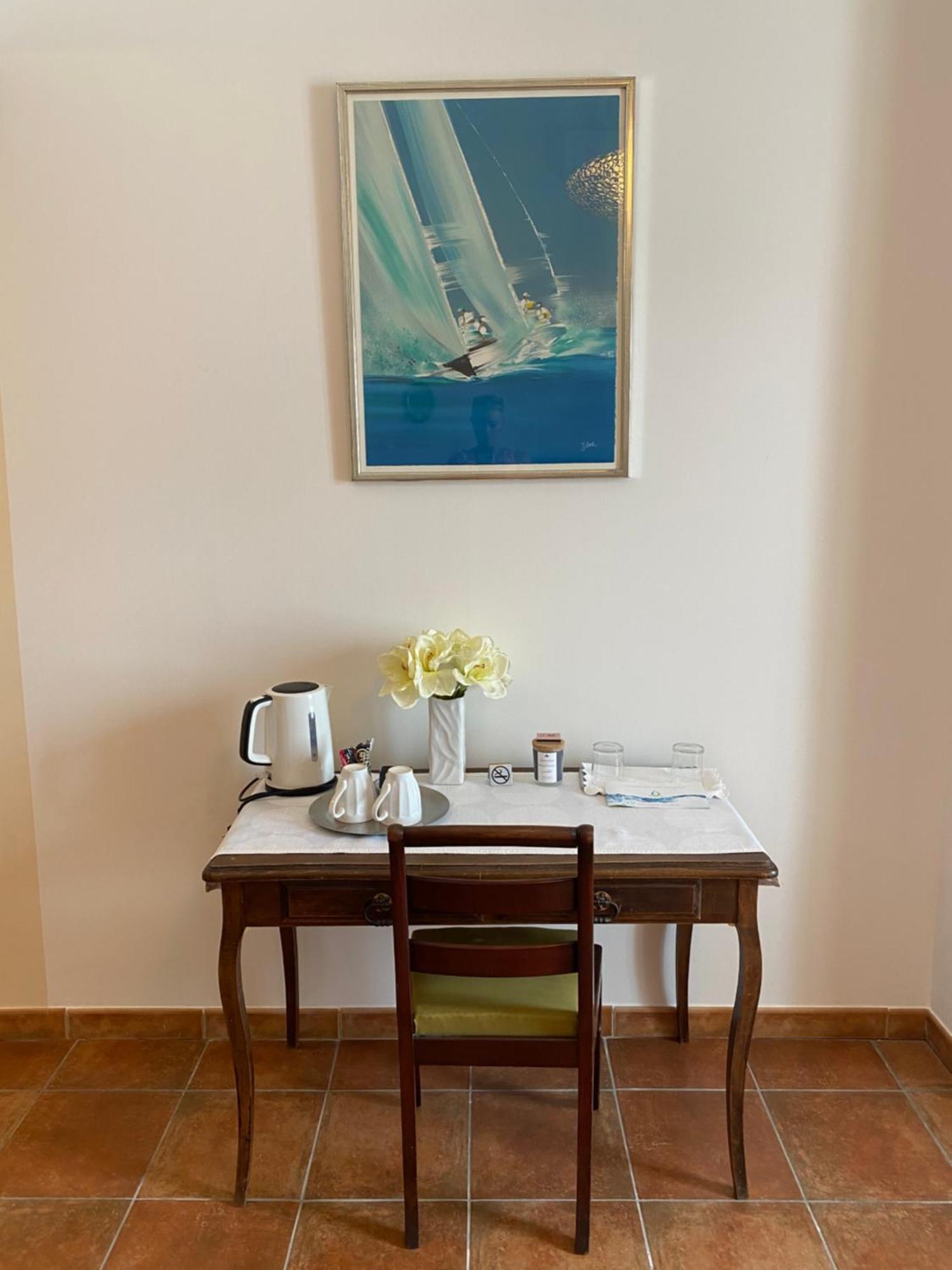 Le Relais D'Affiac Bed and Breakfast Peyriac-Minervois Εξωτερικό φωτογραφία